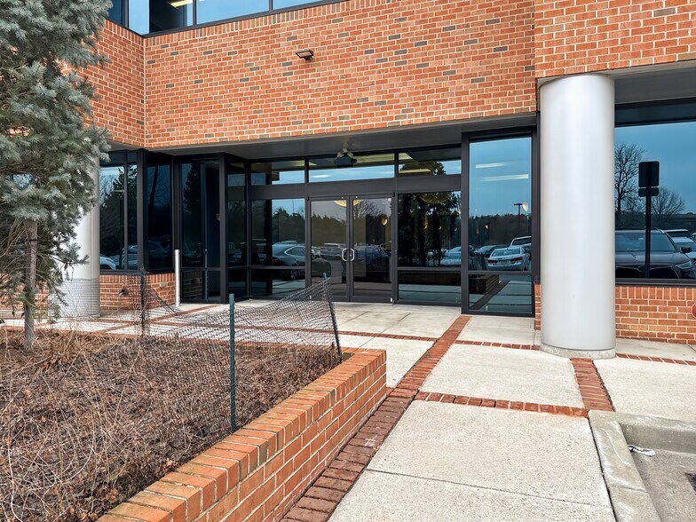 6865 Deerpath Rd, Elkridge, MD à louer - Photo principale - Image 1 de 15