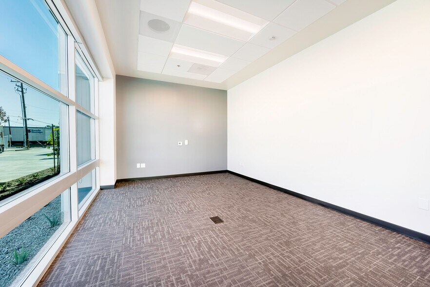 1601 San Francisco Ave, Long Beach, CA à louer - Photo intérieure - Image 3 de 17