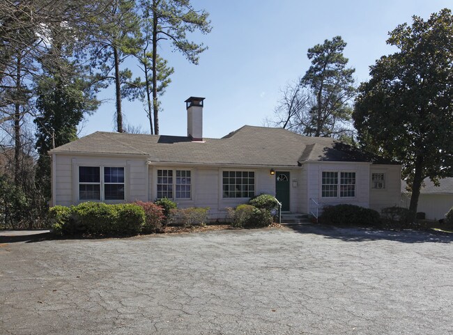 More details for 1799 Clairmont Rd, Decatur, GA - Office for Sale
