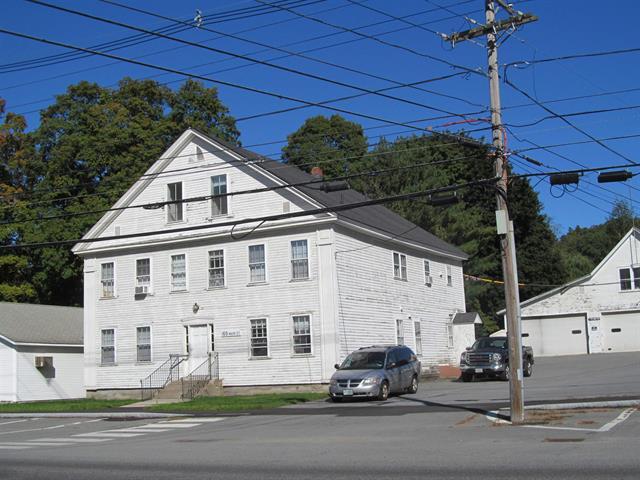 169 Main St, Charlestown, NH à vendre - Photo principale - Image 1 de 1