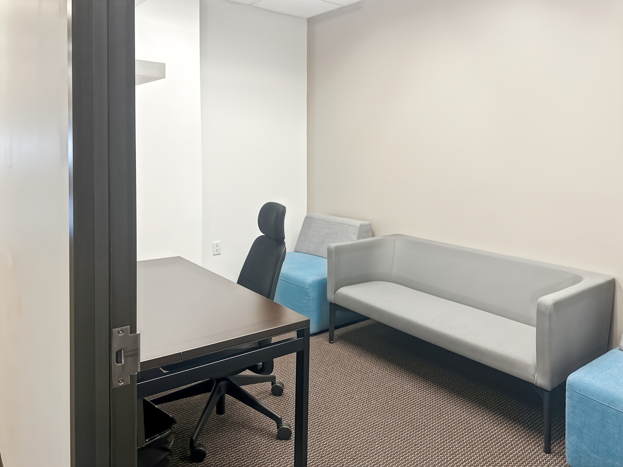 15 N Main St, West Hartford, CT à louer Photo du bâtiment- Image 1 de 4