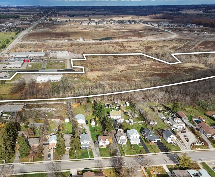 192 Argyle St N, Caledonia, ON à vendre - Photo du bâtiment - Image 2 de 10