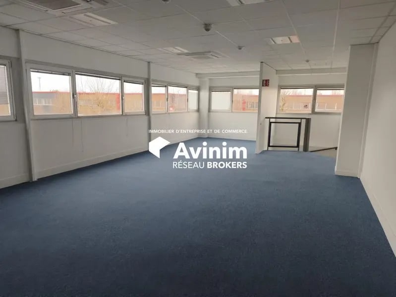 Industrial in Bonneuil-sur-Marne for lease Interior Photo- Image 1 of 5