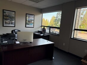 8840 SW Holly Ln, Wilsonville, OR à louer Photo intérieure- Image 1 de 1