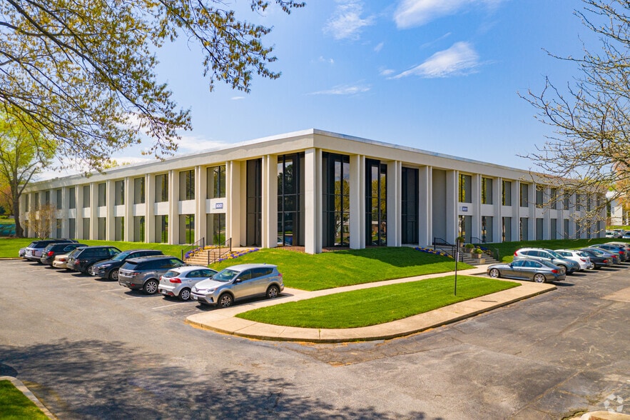 8001 Franklin Farms Dr, Richmond, VA for lease - Primary Photo - Image 1 of 6