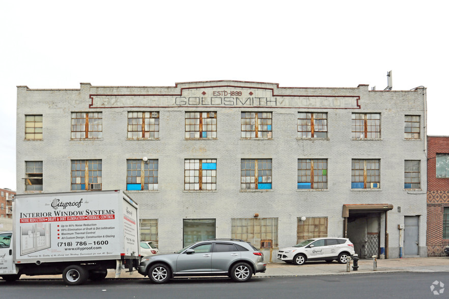 10-01-10-09 43rd Ave, Long Island City, NY for lease - Building Photo - Image 3 of 7