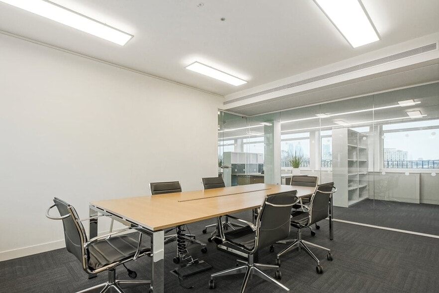 242-246 High Holborn, London for lease - Interior Photo - Image 2 of 19