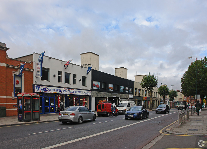 263-265 Cricklewood Broa, London à vendre - Photo principale - Image 1 de 1