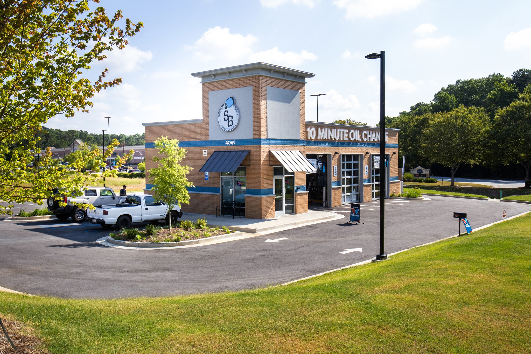 4049 Winder Hwy, Flowery Branch, GA for sale Primary Photo- Image 1 of 6