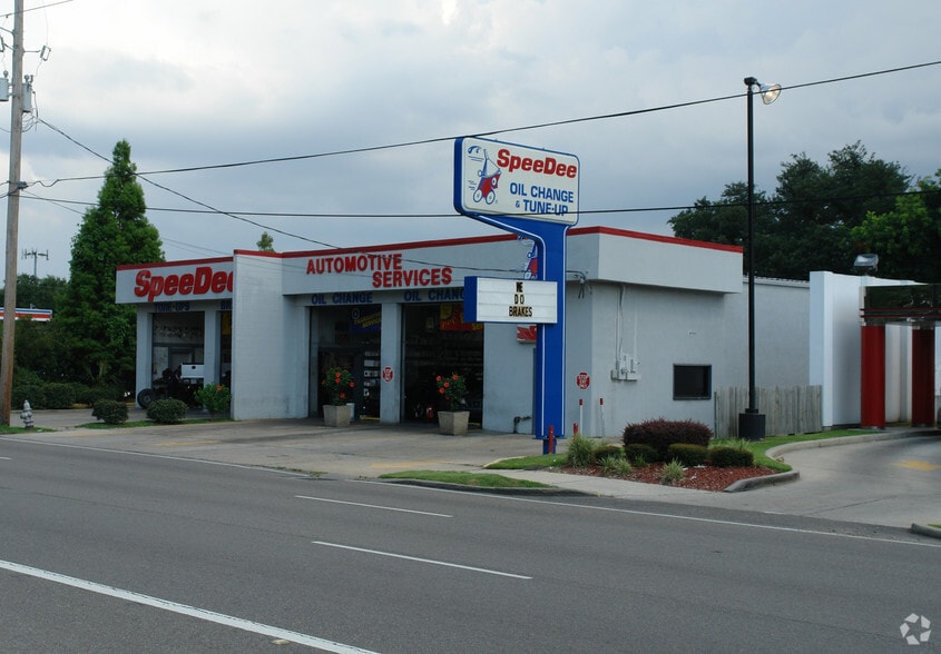 1714 Veterans Memorial Blvd, Metairie, LA for sale - Primary Photo - Image 1 of 2