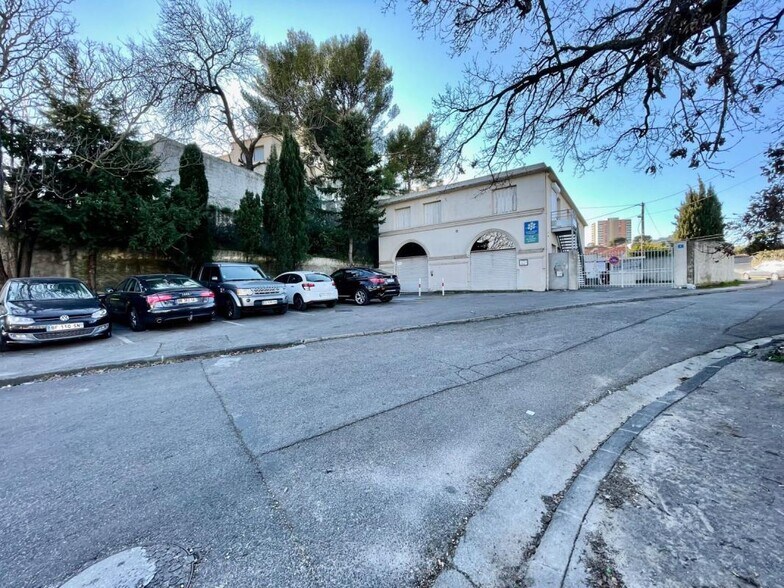 1 Avenue Des Pins, Marseille for sale - Building Photo - Image 1 of 16