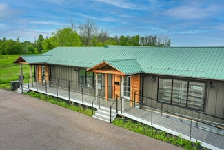 Plus de détails pour 7 Ferry Rd, South Hero, VT - Commerce de détail à vendre