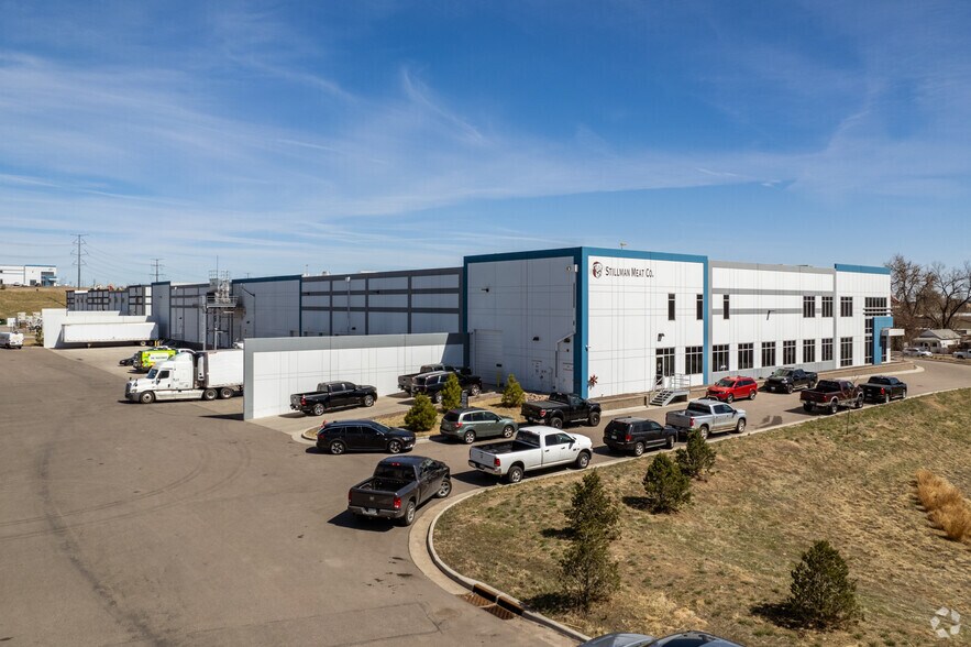 635 E 52nd Ave, Denver, CO à louer - Photo du bâtiment - Image 3 de 3