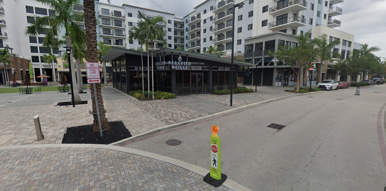 323 N University Dr, Plantation, FL for lease Building Photo- Image 1 of 6