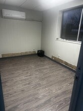 4240 Lisa Dr, Tipp City, OH for lease Interior Photo- Image 1 of 5