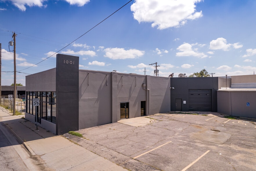 1001 E Central Ave, Wichita, KS à vendre - Photo du bâtiment - Image 3 de 20