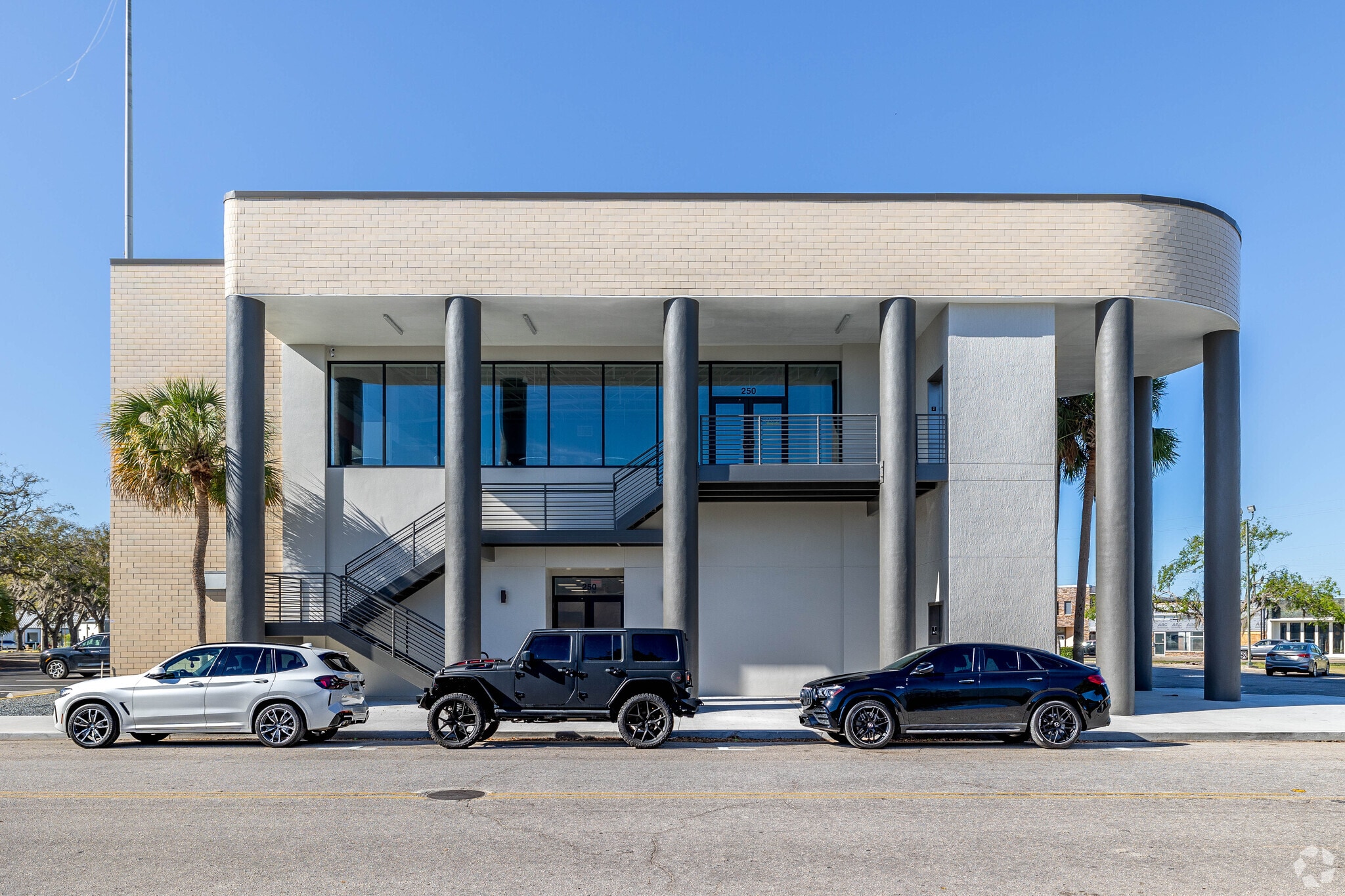 250 Magnolia Ave SW, Winter Haven, FL for lease Building Photo- Image 1 of 22