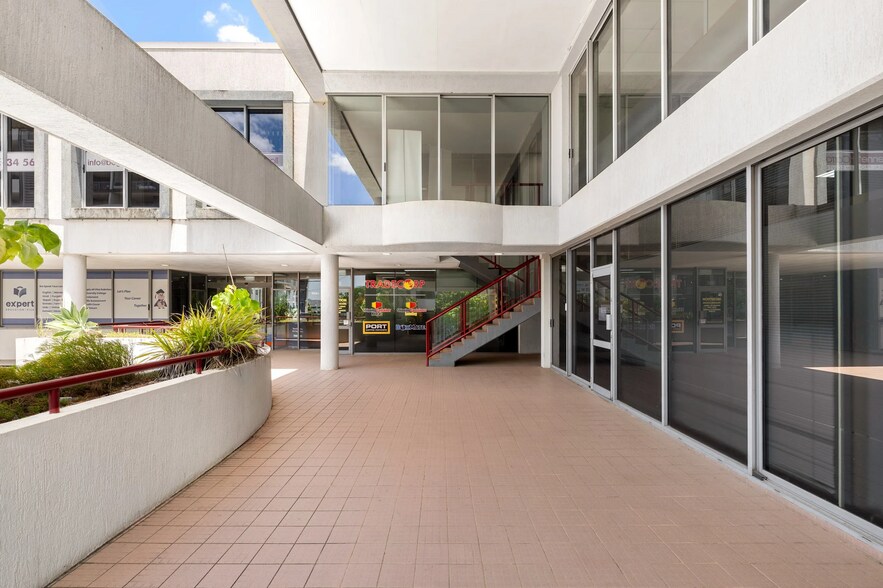 33 Sanders St, Upper Mount Gravatt à louer - Photo du bâtiment - Image 3 de 9
