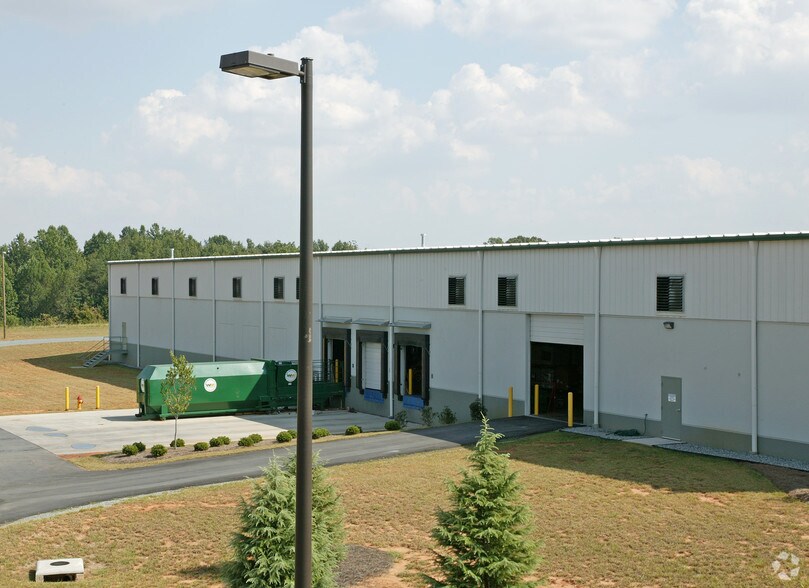 262 Welcome Center Ct, Lexington, NC for sale - Building Photo - Image 3 of 7