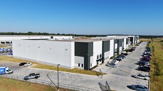 Plus de détails pour 8801 N I 35 Service Rd, Oklahoma City, OK - Industriel à louer