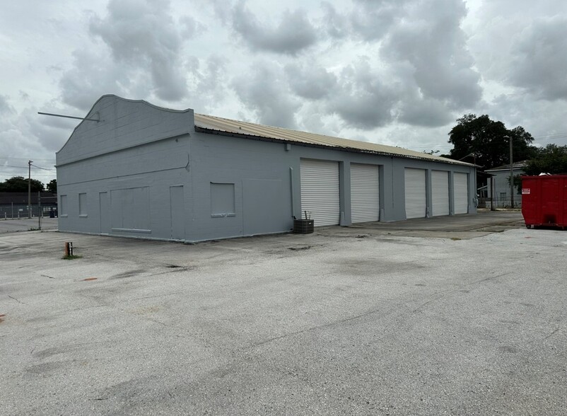 4401 E Hillsborough Ave, Tampa, FL for sale - Building Photo - Image 1 of 1