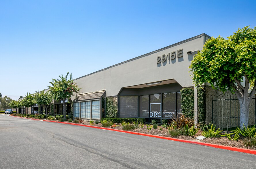 2915 Red Hill Ave, Costa Mesa, CA à louer - Photo du bâtiment - Image 2 de 16