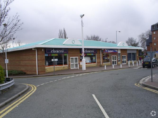 Island Green Shopping Centre, Wrexham à louer - Photo principale - Image 1 de 2