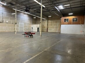 370 Ryan Ave, Chico, CA for lease Interior Photo- Image 1 of 14