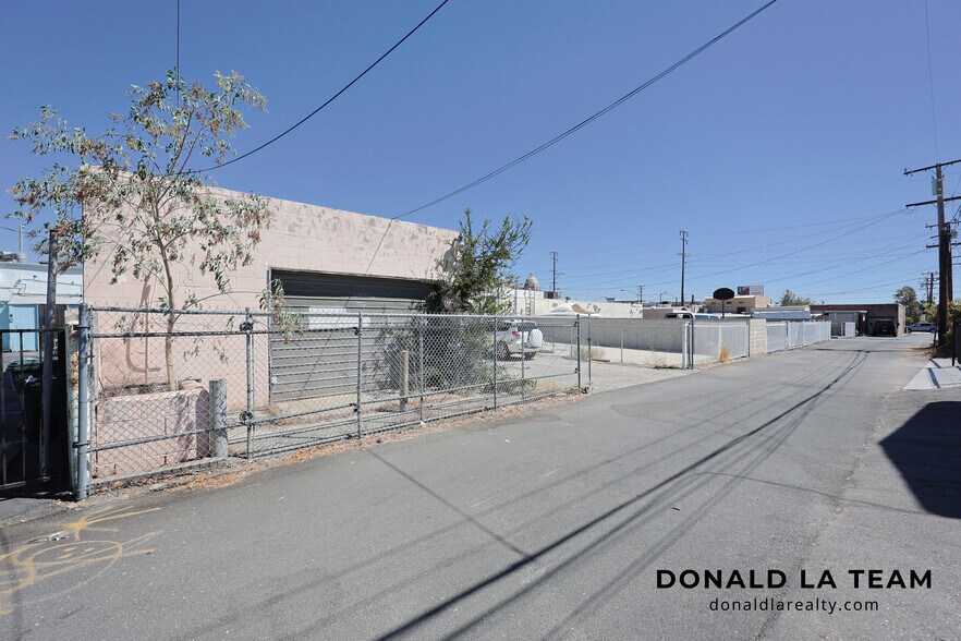 249 S San Gabriel Blvd, San Gabriel, CA à vendre - Photo du bâtiment - Image 2 de 8