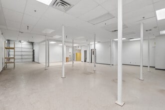 3871 N Fraser Way, Burnaby, BC à louer Photo intérieure- Image 2 de 10
