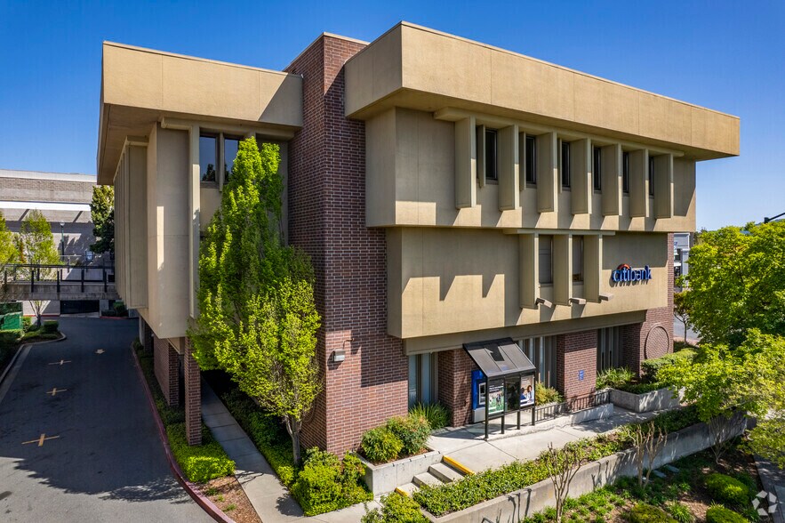 1660 Olympic Blvd, Walnut Creek, CA à louer - Photo du bâtiment - Image 2 de 6