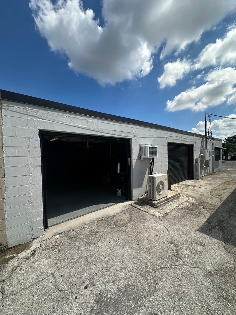 2402 Coolidge Ave, Orlando, FL for lease Building Photo- Image 1 of 10