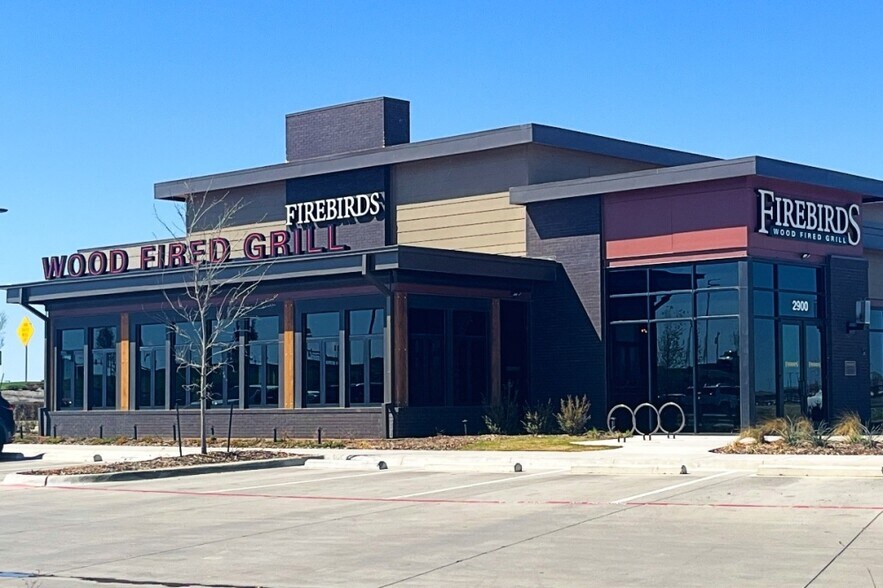 450 W State Highway 114, Grapevine, TX à vendre - Photo du bâtiment - Image 2 de 3