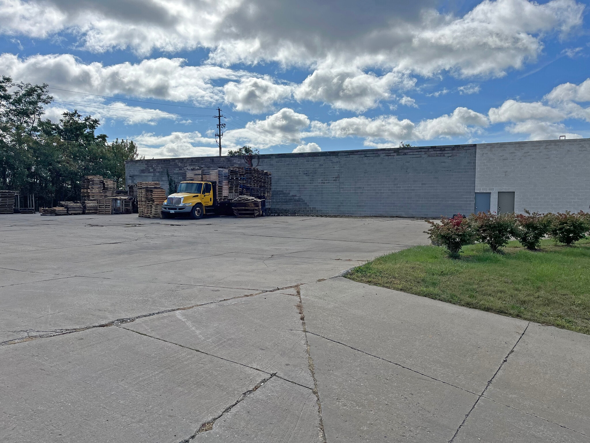 1489 Kelly Ave, Akron, OH à louer Photo intérieure- Image 1 de 1