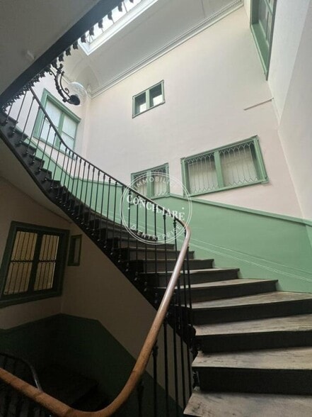 9 Rue Saint Antoine Du T, Toulouse à louer - Hall d’entrée - Image 2 de 3