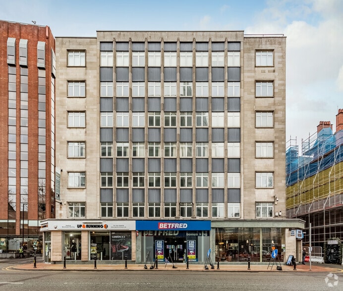 2 Queen St, Manchester à louer - Photo du bâtiment - Image 2 de 8