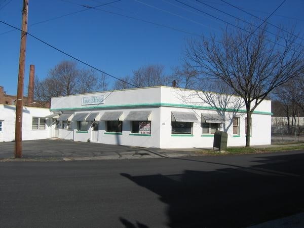 154 Garden St, Poughkeepsie, NY for lease - Primary Photo - Image 1 of 7