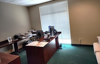 12008 South Shore Blvd, Wellington, FL for lease Interior Photo- Image 2 of 6