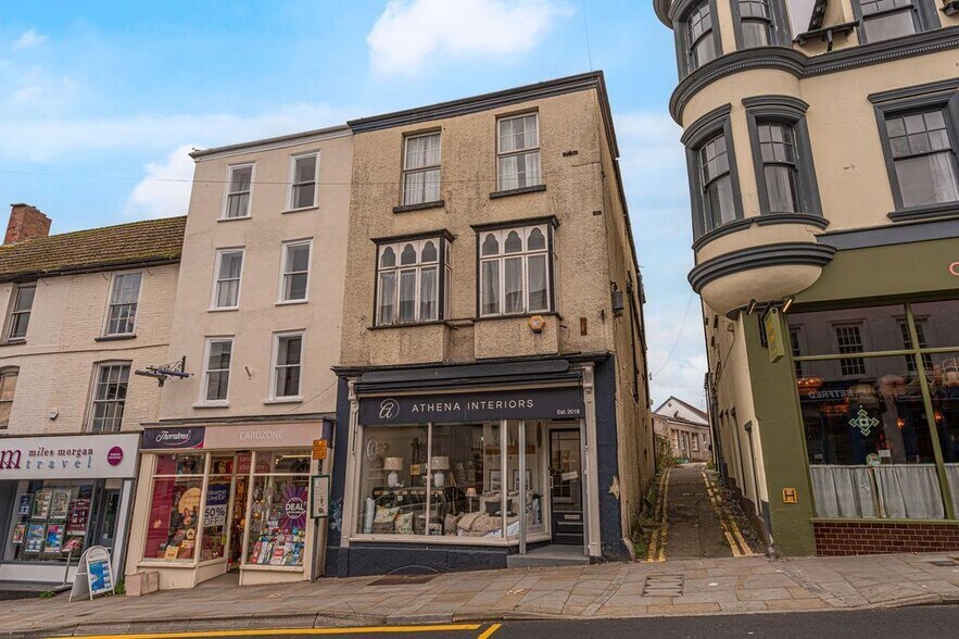 12-13 High St, Chepstow à vendre - Photo du bâtiment - Image 1 de 33