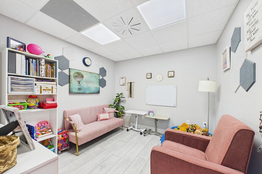 2955 Pineda Plaza Way, Viera, FL à vendre - Photo du bâtiment - Image 3 de 68