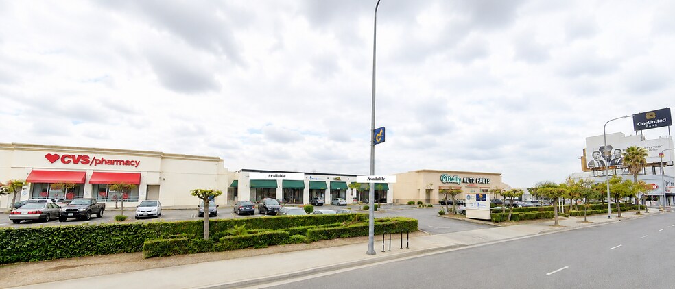 3737-3741 S Crenshaw Blvd, Los Angeles, CA for lease - Building Photo - Image 3 of 6