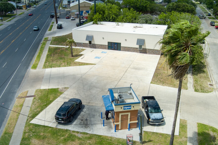 3014 S Port Ave, Corpus Christi, TX for sale - Building Photo - Image 3 of 5