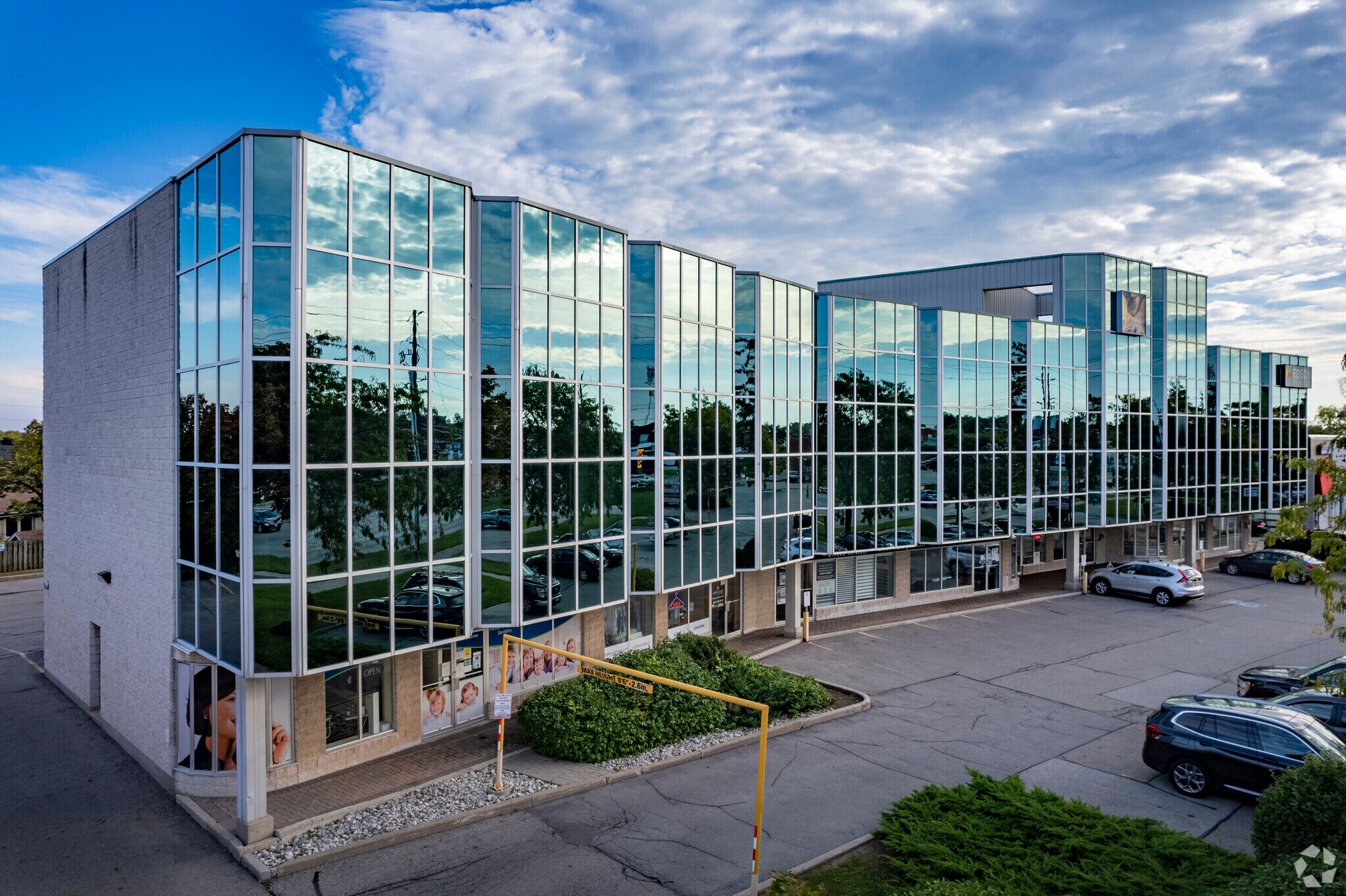 466 Speers Rd, Oakville, ON for sale Primary Photo- Image 1 of 1