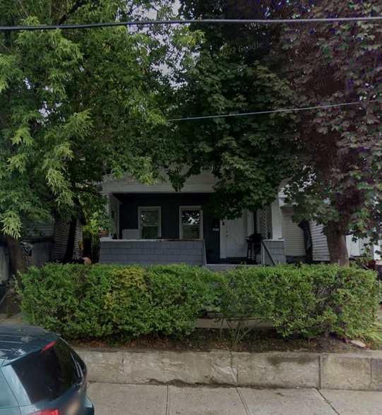 90 Forbes St, Amsterdam, NY à vendre - Photo principale - Image 1 de 1