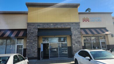 2760 Esplanade Ave, Chico, CA à louer Photo intérieure- Image 1 de 13