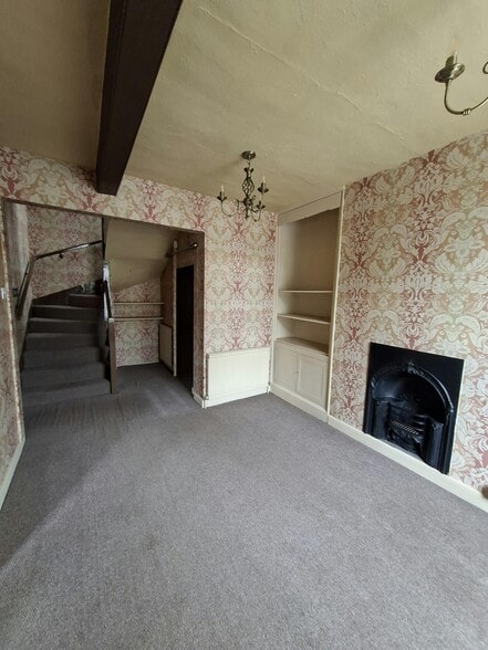3 Sunderland St, Tickhill for lease - Building Photo - Image 3 of 11