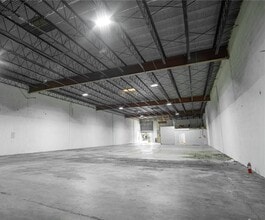 14935 NW 27th Ave, Opa Locka, FL for lease Interior Photo- Image 1 of 12