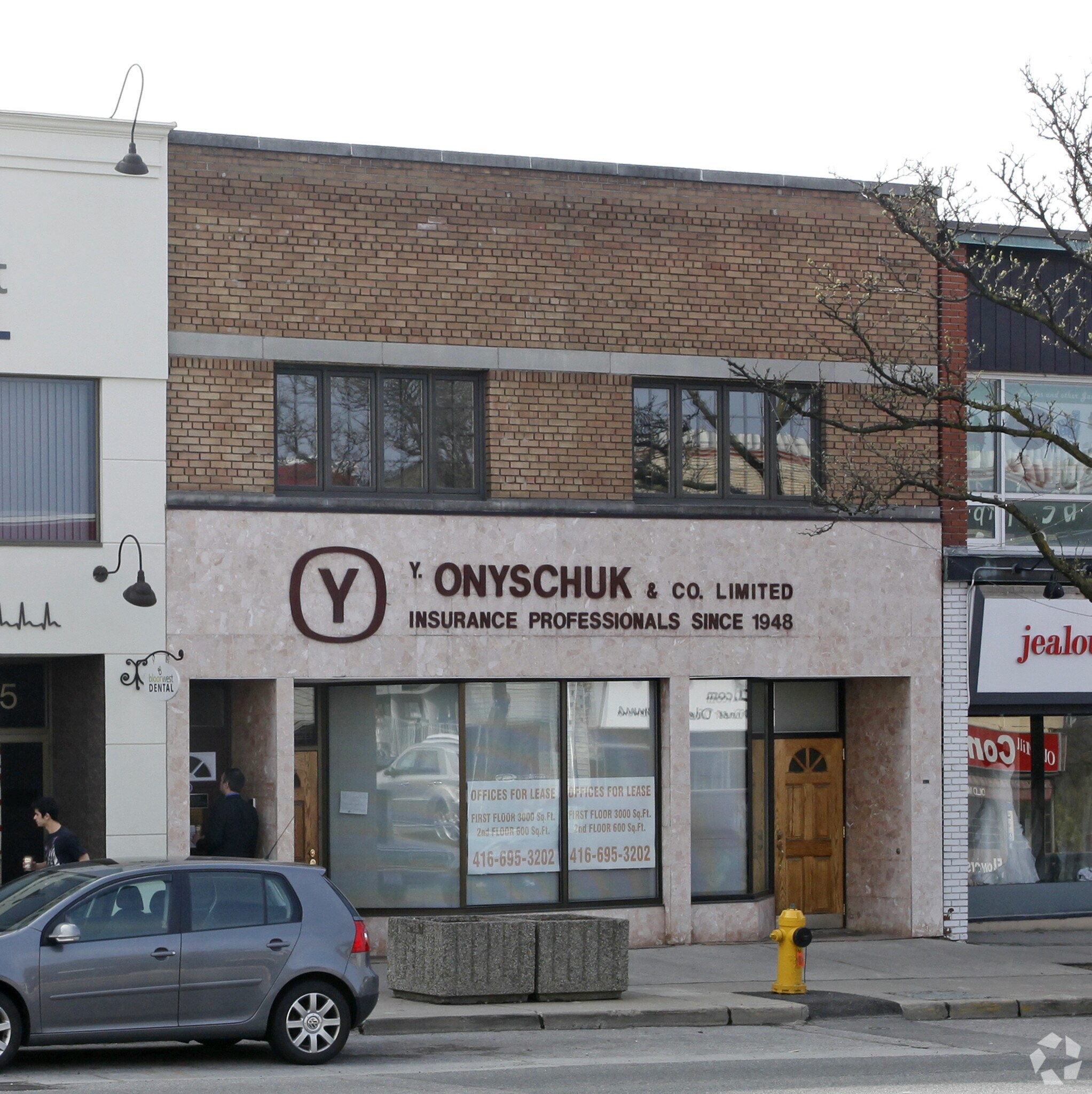 2477 Bloor St W, Toronto, ON for sale Primary Photo- Image 1 of 1