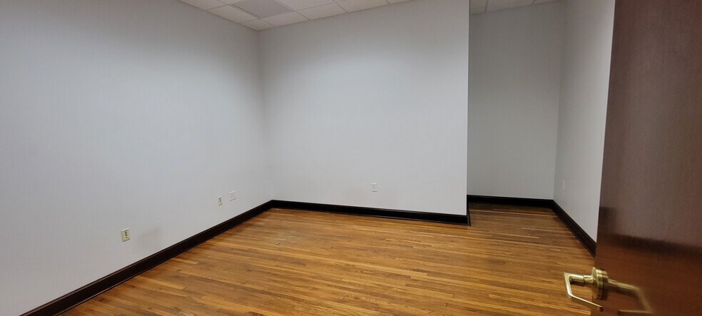 916 Quarrier, Charleston, WV à vendre - Photo intérieure - Image 3 de 13