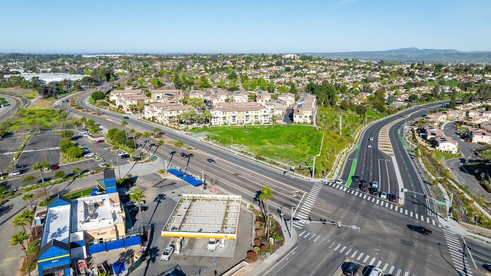 Melrose Dr, Oceanside, CA à vendre - Aérien - Image 3 de 8